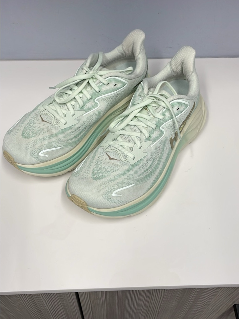 HOKA CLIFTON10 Women's Running Sneakers - Lightweight Comfort size 9 - Picture 3 of 8